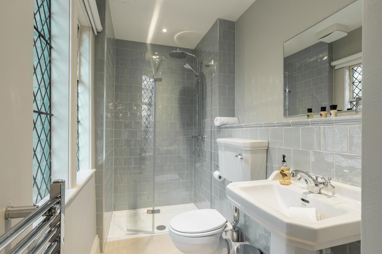 Lawn House Hotel Hatfield  Ngoại thất bức ảnh
